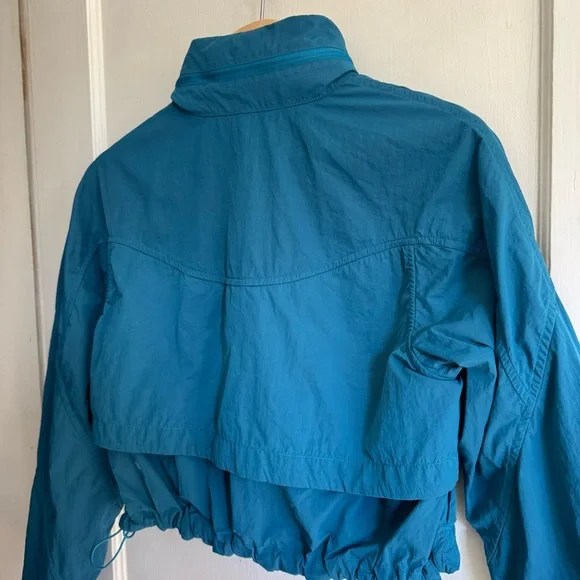 Lululemon Evergreen Cropped Anorak
Hawaiian Blue - Picture 14 of 15